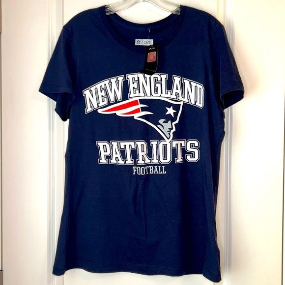 NFL New England Patriots T-shirt football 🏈 - Picture 2 of 5